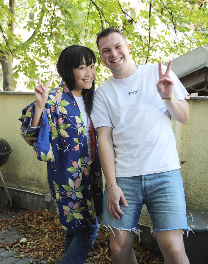 Yoshimi Yokoyama v japonském módním haori a mistr světa v japonském vaření Jakub Horák
